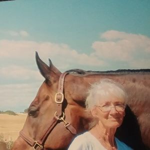 Meet your Posher, Debra